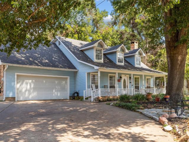 House for sale in Crockett, Texas