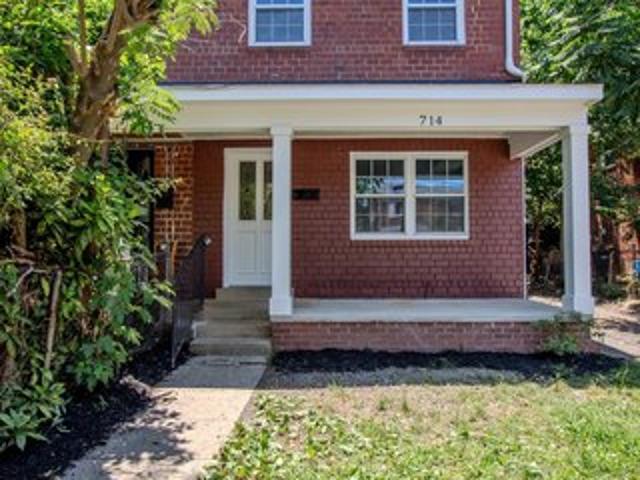Townhouse for sale in Virginia