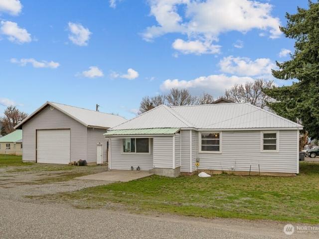 House for sale in South Cle Elum, Washington