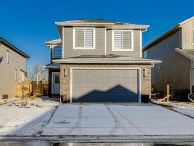 House for sale in Carstairs, Alberta