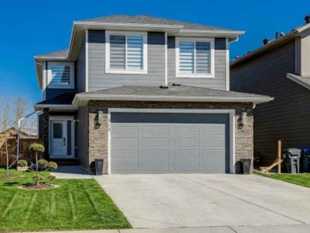 House for sale in Carstairs, Alberta