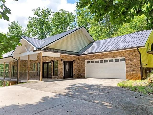 House for sale in Hiawassee, Georgia