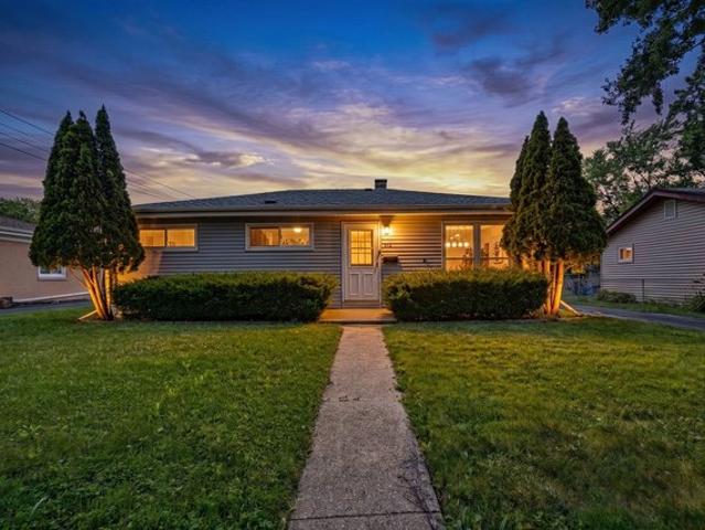 House for sale in Villa Park, Illinois