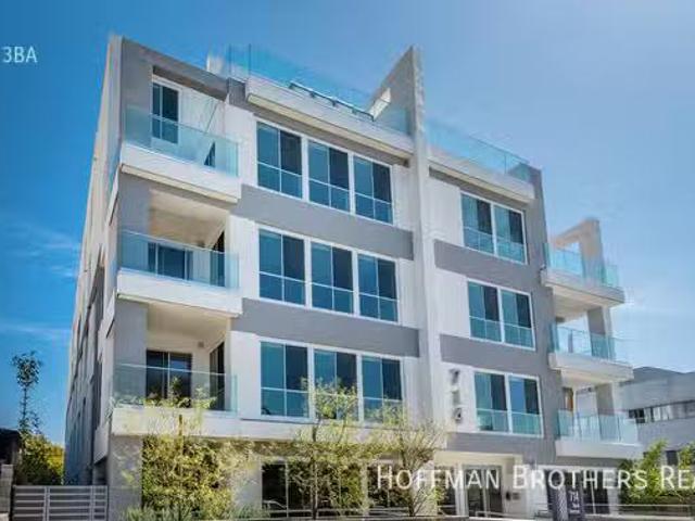 Condo for rent in North Hollywood