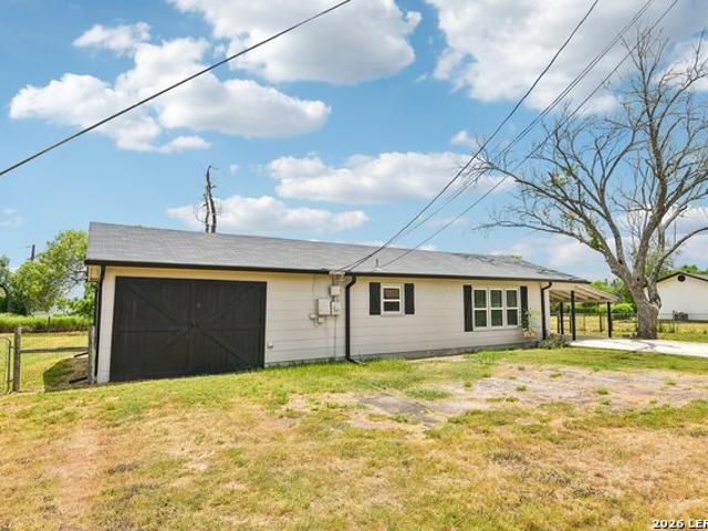 House for sale in Jourdanton, Texas