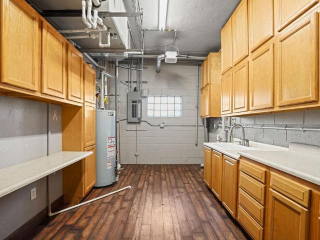 Commercial for sale in Oshkosh, Wisconsin
