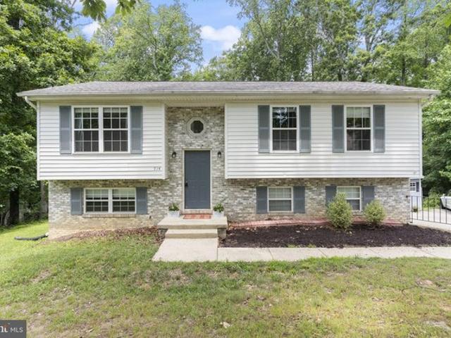 House for sale in Lusby, Maryland