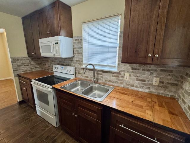 House for sale in Fort Meade, Florida