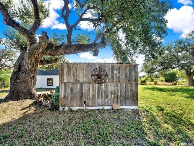 House for sale in D'Hanis, Medina County