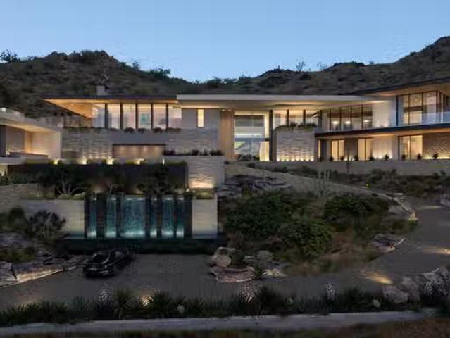 House for sale in Paradise Valley