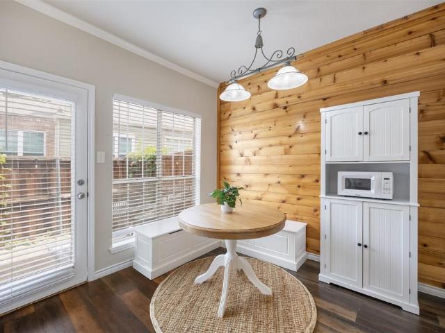 Townhouse for sale in Dallas, Texas