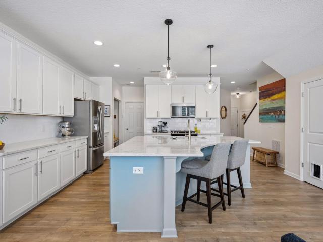 Townhouse for sale in Hennepin, Minnesota