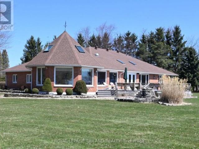 House for sale in Chatham–kent, Ontario