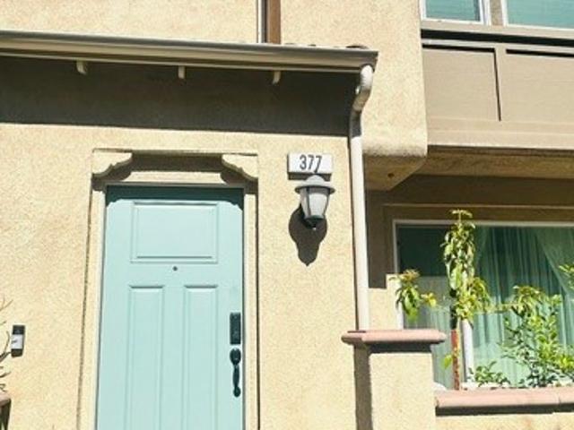 Condo for sale in El Paseo, Fontana