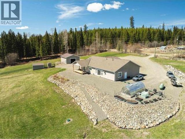 House for sale in Caribou Hide, British Columbia