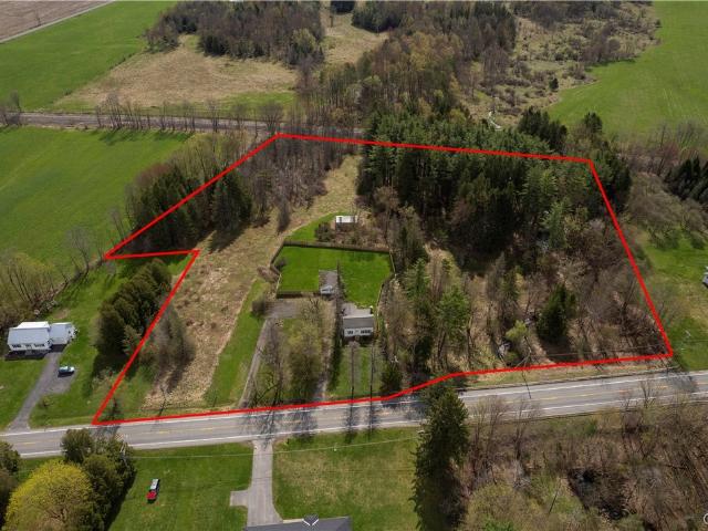 House for sale in Oneida, New York