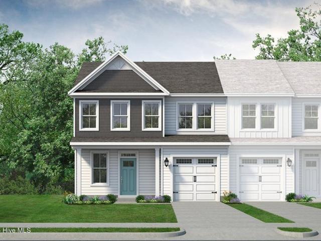 Townhouse for sale in Leland, North Carolina