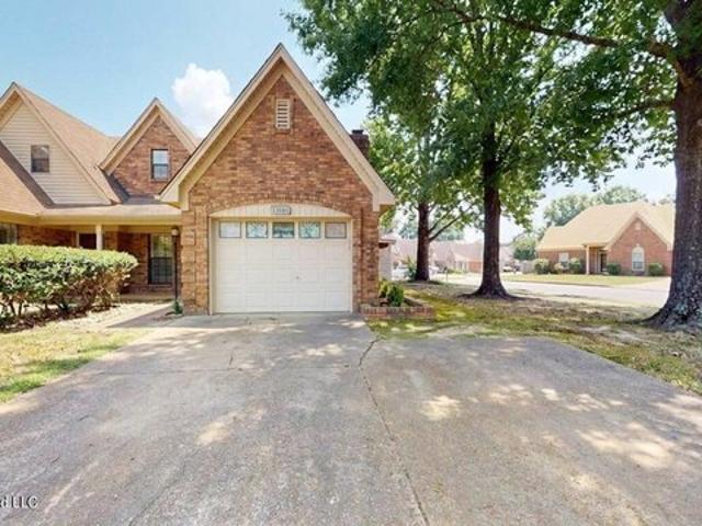 Townhouse for sale in Southaven, Mississippi