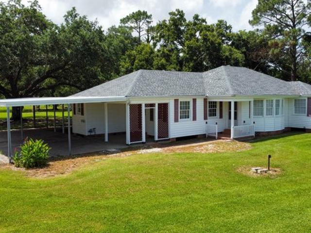 House for sale in Saint Martin, Louisiana