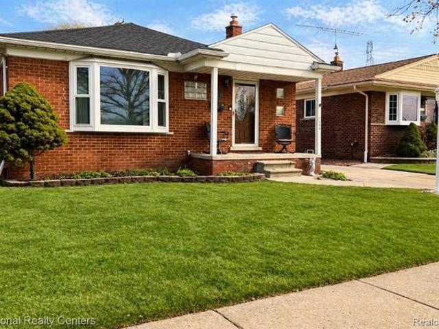 House for sale in Allen Park, Michigan