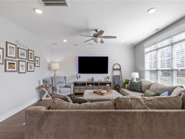 Townhouse for sale in Virginia