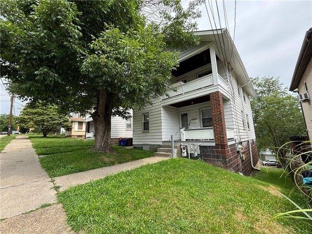 House for sale in Coraopolis, Pennsylvania