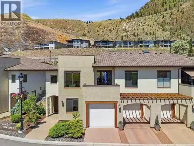 Condo for sale in British Columbia
