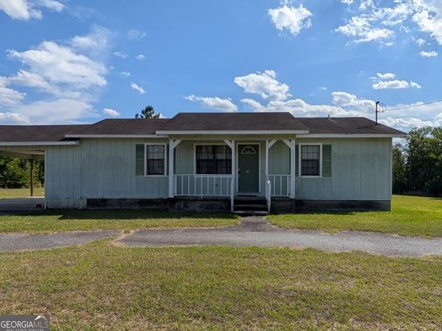 House for sale in Ailey, Georgia