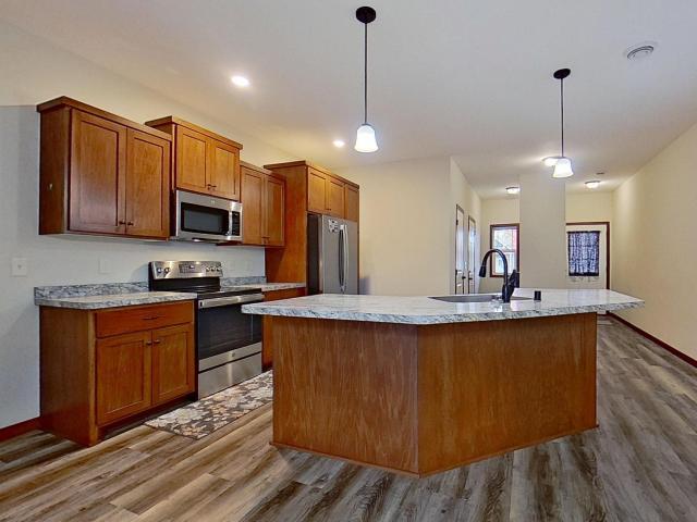 Townhouse for sale in Isanti, Isanti County