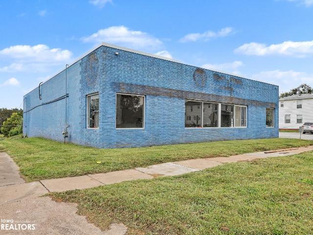 Commercial for sale in Chariton, Iowa
