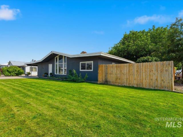 House for sale in Oregonia