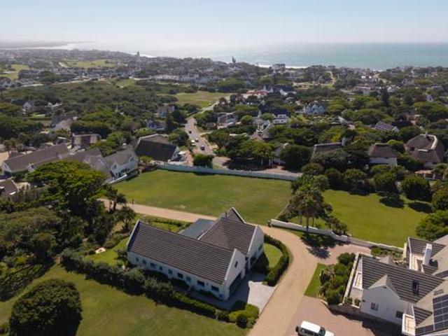 Land for sale in Cape St Francis, Eastern Cape