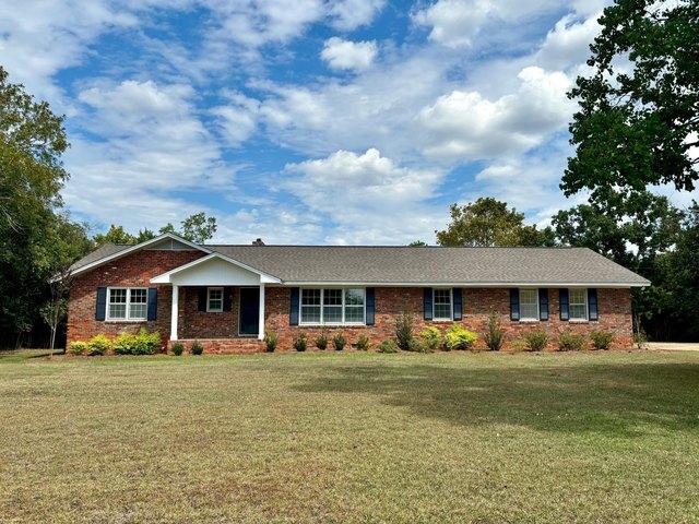 House for sale in Demopolis, Alabama
