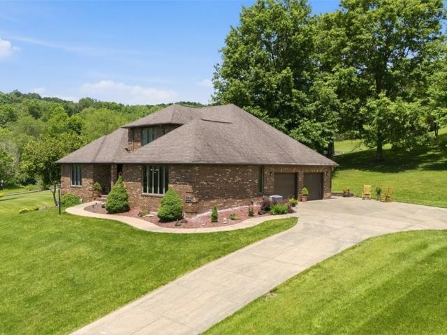 House for sale in Belpre, Ohio
