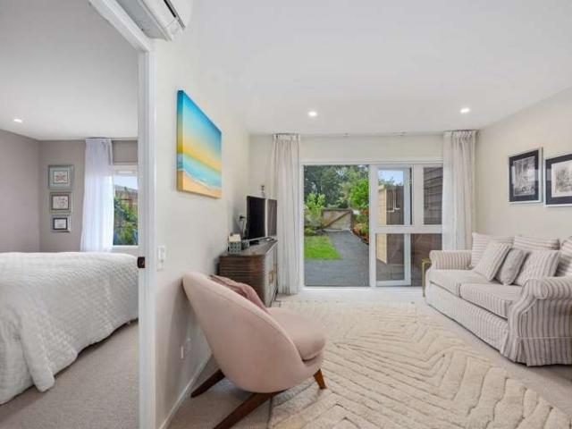 Apartment for sale in Takapuna, Oroua County
