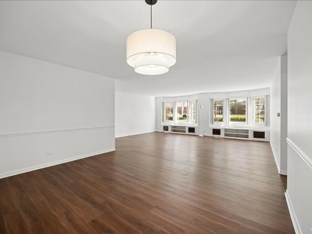 Condo for sale in Wilmette, Illinois