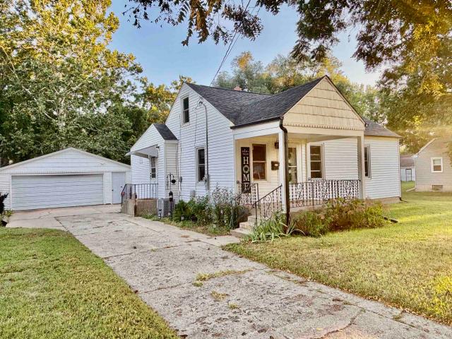 House for sale in Loves Park