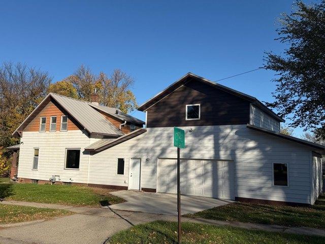 House for sale in Downtown, Fergus Falls