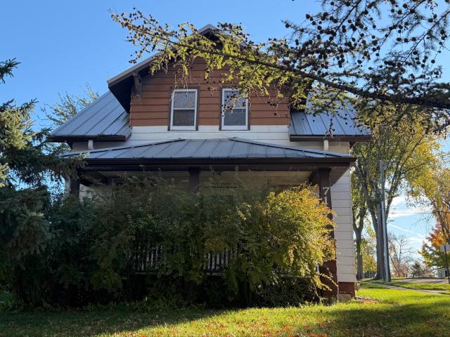 House for sale in Fergus Falls, Otter Tail County