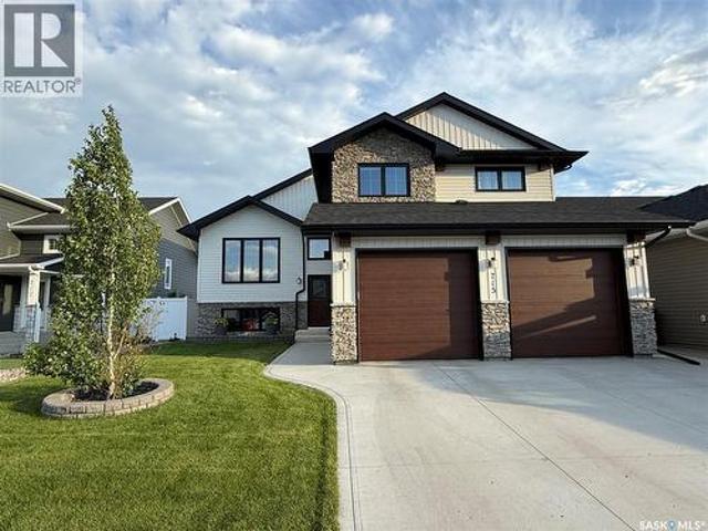 House for sale in Warman, Saskatchewan