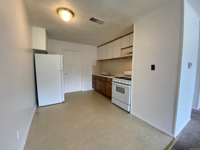 Property for rent in Ark