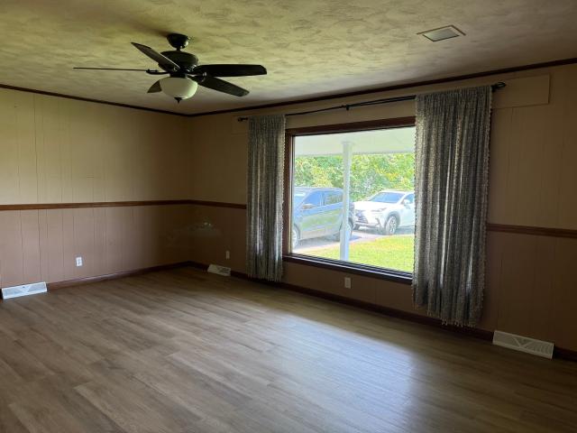House for sale in Eldorado, Saline County