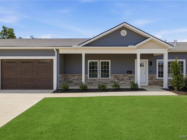Condo for sale in Niagara, New York
