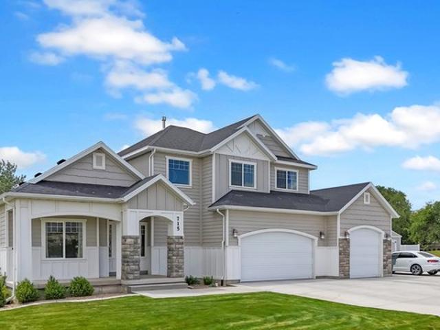 House for sale in Orangeville, Utah
