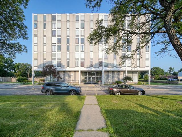 Condo for sale in Jackson