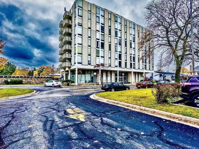 Condo for sale in Jackson