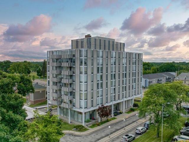 Condo for sale in Jackson