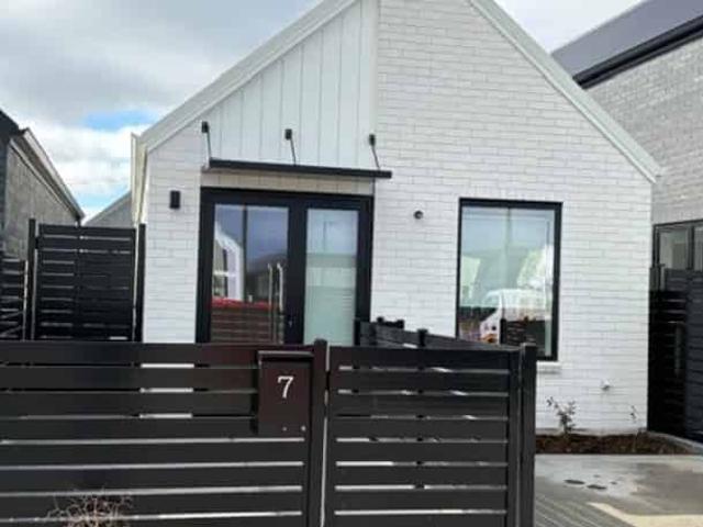 House for rent in Paraparaumu, Wellington