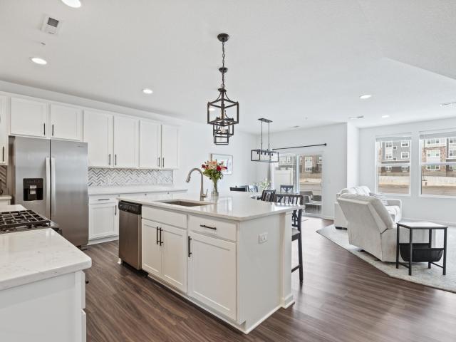 Townhouse for sale in Hennepin, Minnesota
