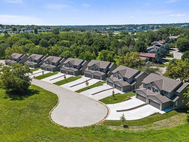 Townhouse for sale in Omaha, Douglas County